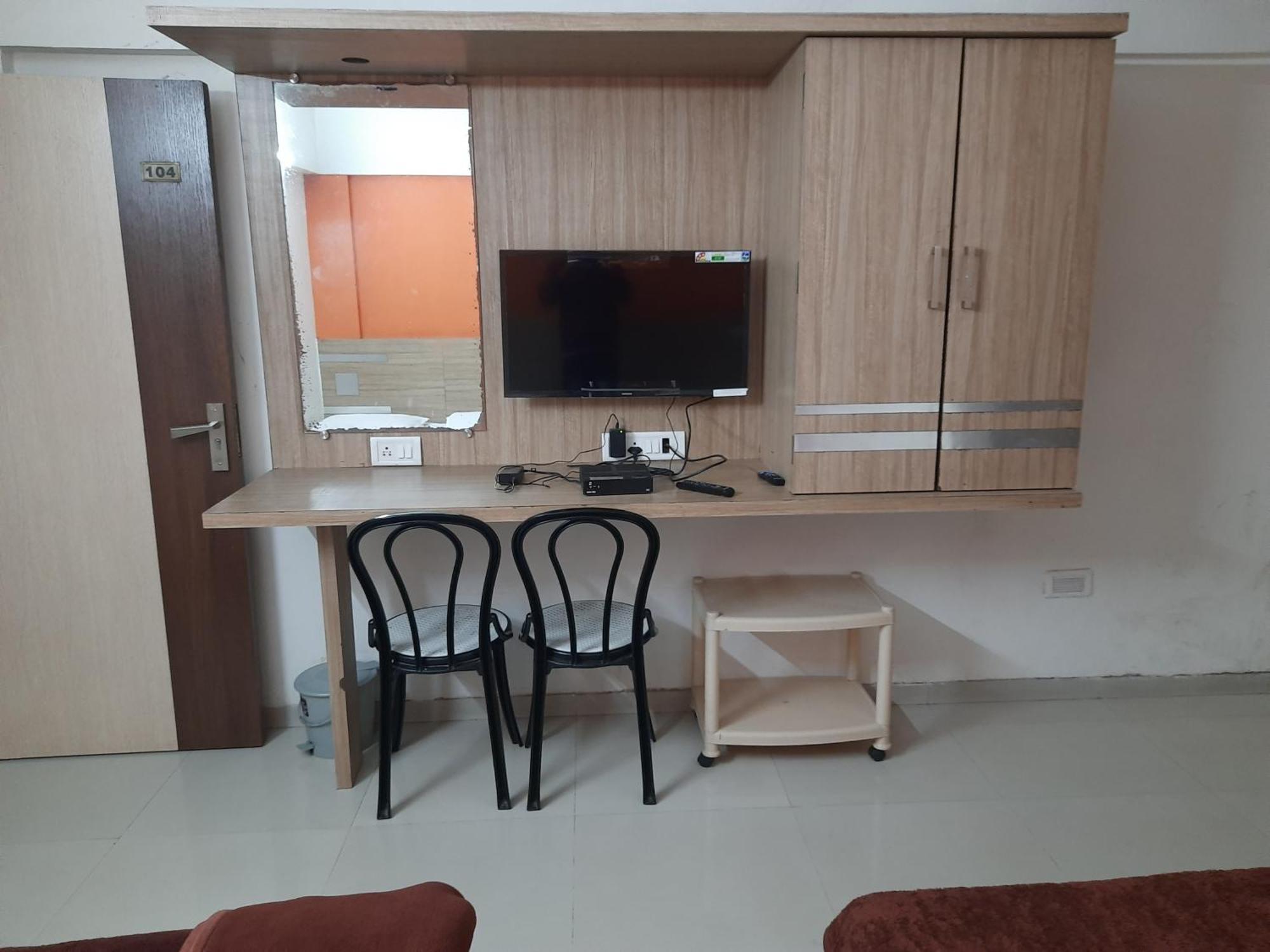 Hotel S K Palace Mahabaleshwar Room photo